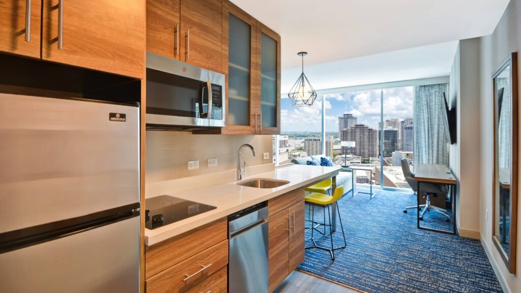 Residence Inn New Orleans French Quarter Area — suite living area